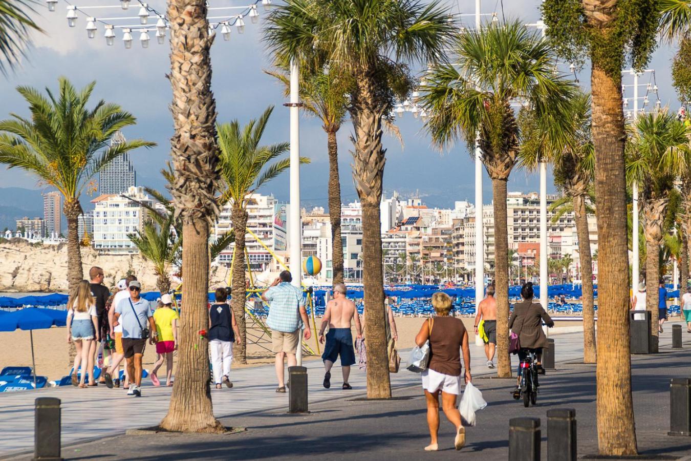 Acuarium Levante Beach Apartment Benidorm Bagian luar foto