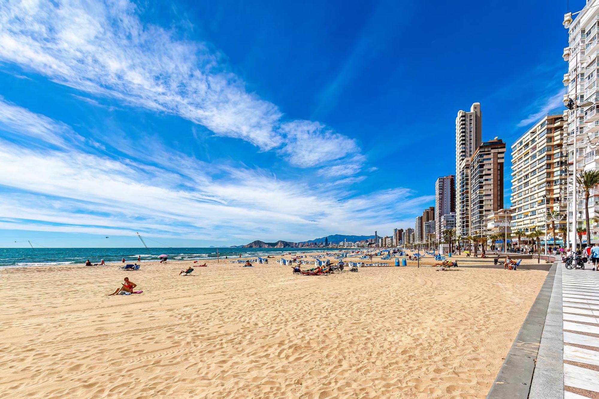 Acuarium Levante Beach Apartment Benidorm Bagian luar foto